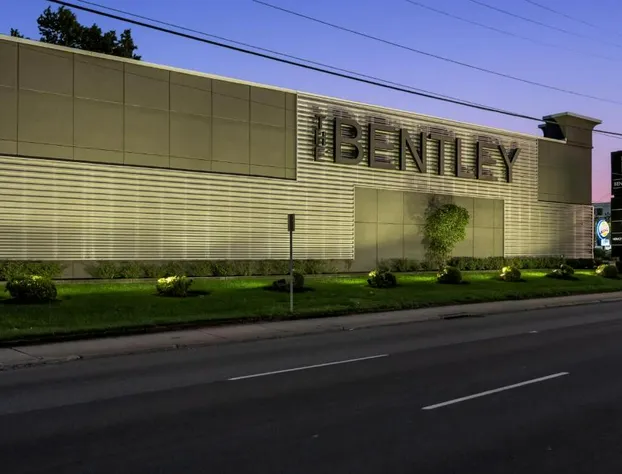 Bentley motel hotel detail image 3