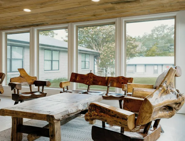 The Hotel Henry hotel detail image 4