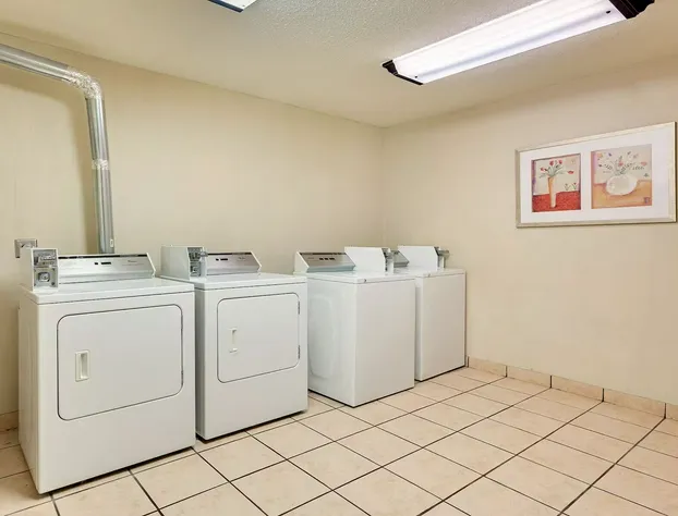 Staywell Inn hotel detail image 2