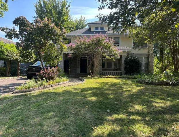 Cozy Bears Bunker's & Carpe Diem Spa hotel detail image 1