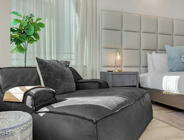 2-Story Brickell Penthouse Free Parking hotel detail image 1