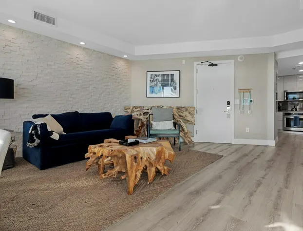 2-Story Brickell Penthouse Free Parking hotel detail image 4