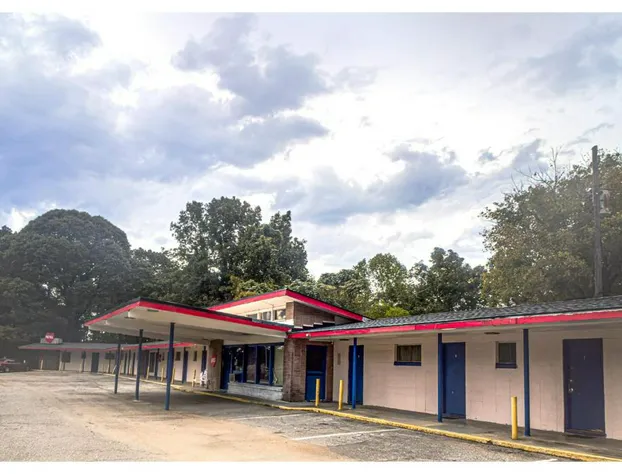 Hotel O Heart of Dixie Dadeville AL HWY 280 hotel detail image 4