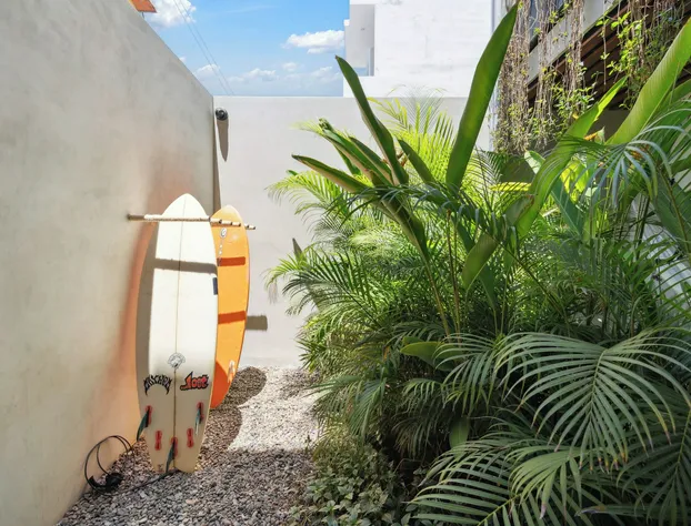 ALMA Surf Lodge hotel detail image 4