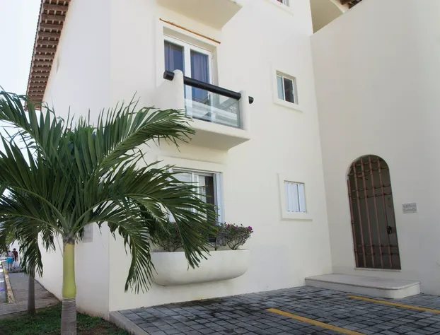 Luna Maya Steps from Coco Beach & 5th Av hotel detail image 4