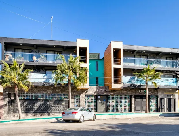 Comfort Suites Tijuana hotel detail image 1