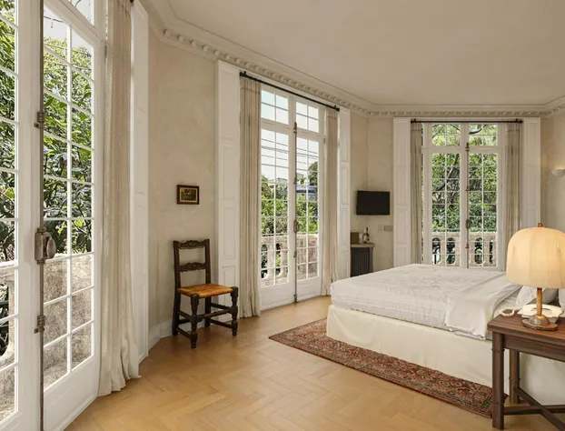 El Cortes hotel detail image 1