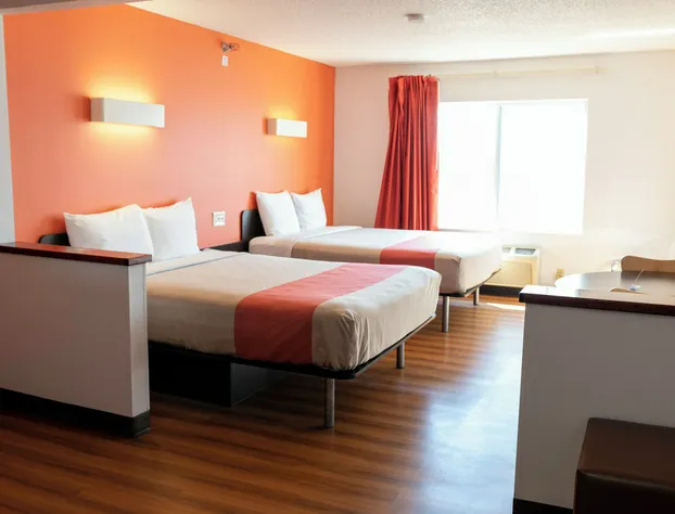 Lincoln Garden Inn hotel detail image 2