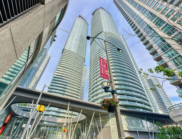 York Residence hotel detail image 4