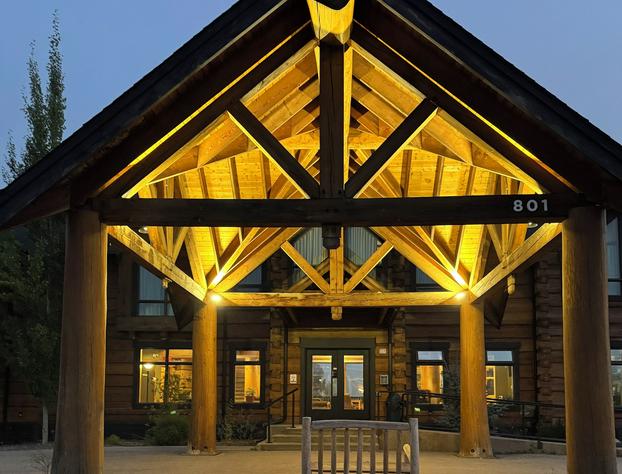 Lodge and Lantern hotel detail image 2