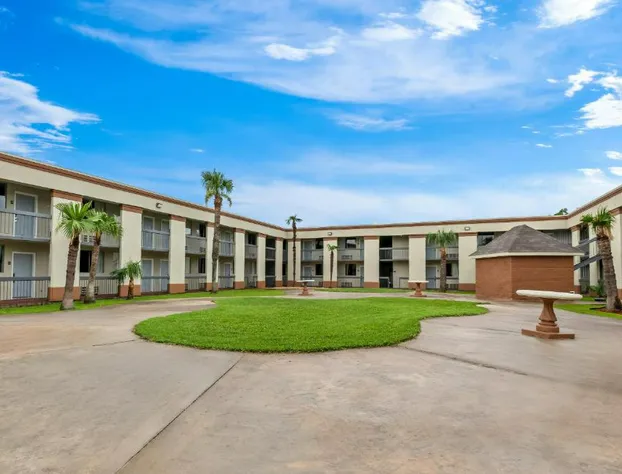 Quality Inn Harvey - New Orleans hotel detail image 1
