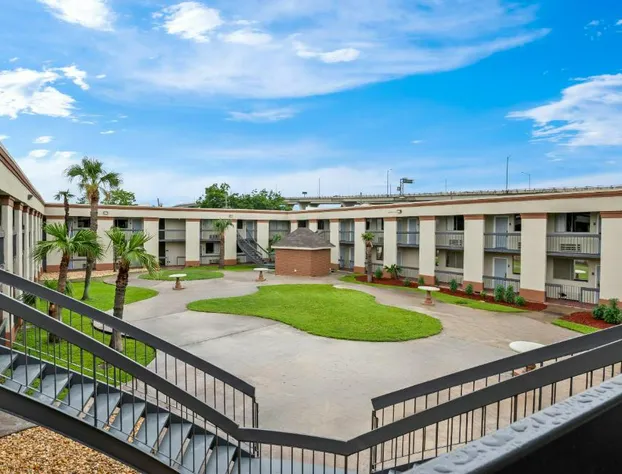 Quality Inn Harvey - New Orleans hotel detail image 3