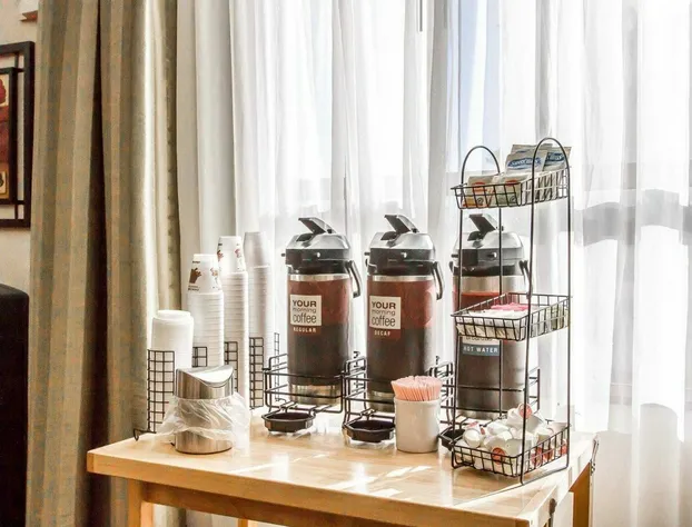 Spark by Hilton Shawnee hotel detail image 1