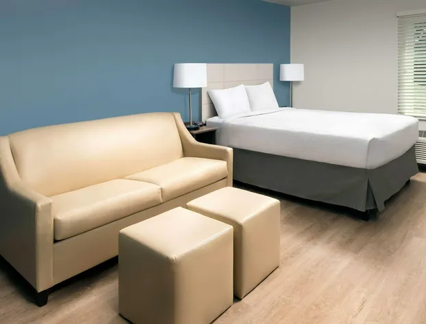 WoodSpring Suites Charlotte Northlake hotel detail image 3
