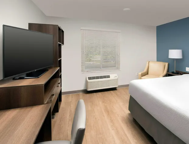 WoodSpring Suites Charlotte Northlake hotel detail image 4