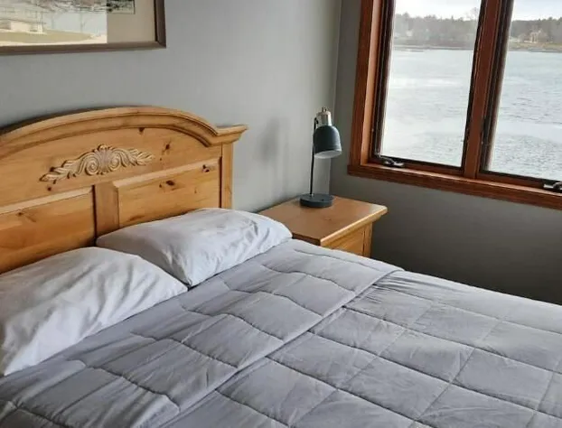 Snug Harbor Inn hotel detail image 3