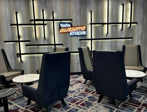 La Quinta Inn & Suites by Wyndham Athens I-65 hotel detail image 2