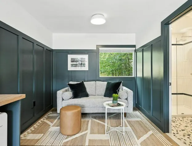 Lakelyn Lodge hotel detail image 1