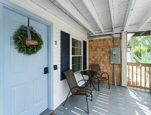 Sunset Suites hotel detail image 4