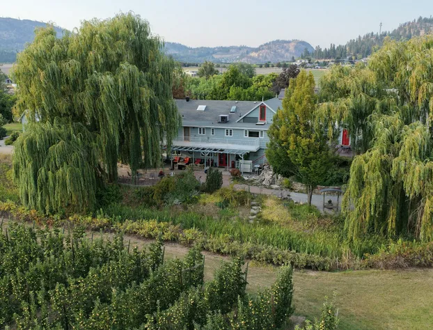 Blackbird Glen Bed and Breakfast hotel detail image 2