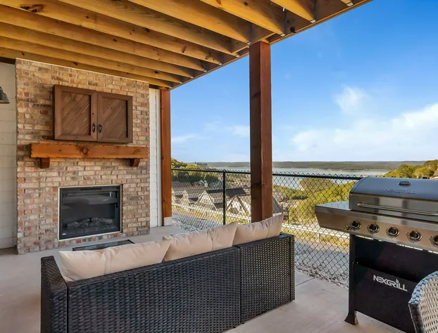 Chateau Royale 5 Bedroom Home by RedAwning hotel detail image 3