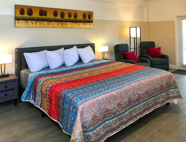 TriLuxe Inn & Studios hotel detail image 3