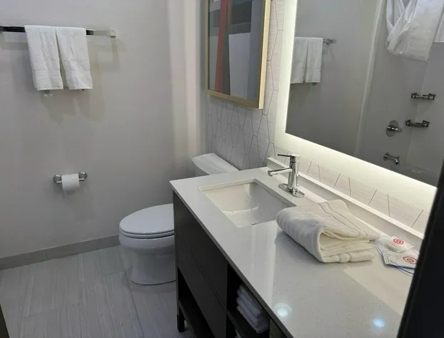 Comfort Inn & Suites Colby hotel detail image 4