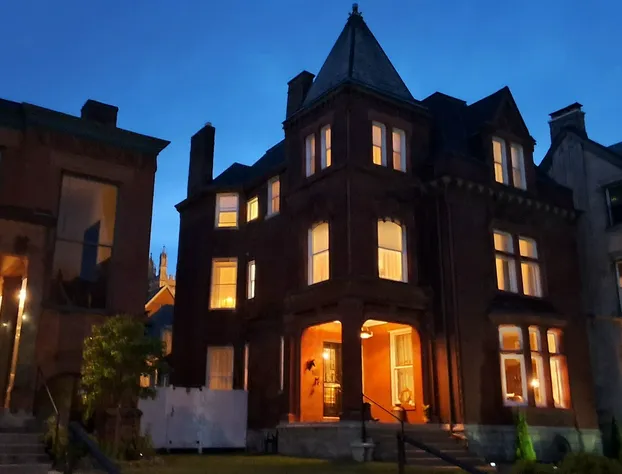 Bourbon Barrel Inn Bed & Breakfast hotel detail image 1