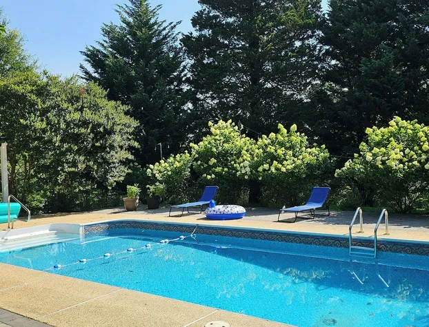 Legacy Villa hotel detail image 4