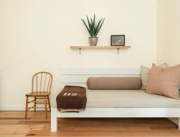 Mendocino Cove hotel detail image 1