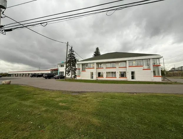 Howard Johnson By Wyndham Brampton hotel detail image 2