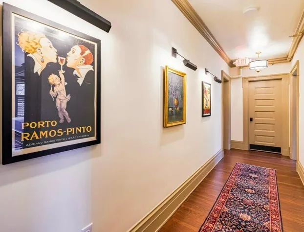 The Willoughby House hotel detail image 4