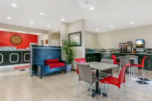 Econo Lodge Northport - Tuscaloosa North hotel detail image 4