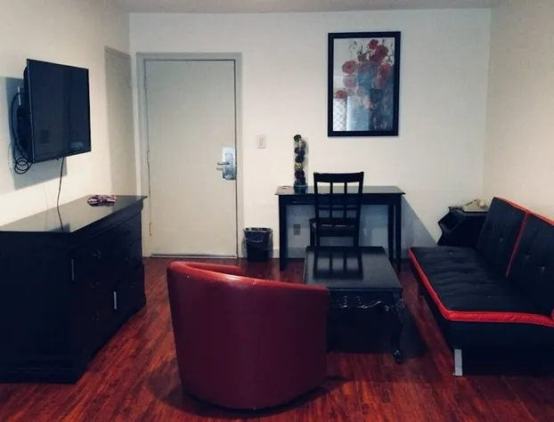 Akua Inn & Suites - Anaheim - Fullerton hotel detail image 4