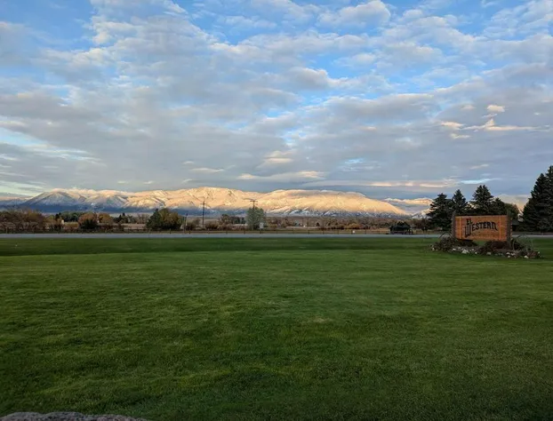 El Western Cabins & Lodges hotel detail image 2