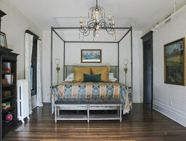 New Victorian Mansion Bed & Breakfast hotel detail image 3