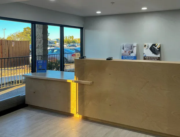 STUDIO 6 Victorville Green Tree Blvd hotel detail image 4