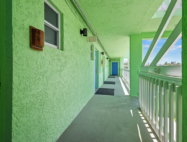 Oceanfront Inn Room #16- Ocean View Balcony, 2 Full Beds hotel detail image 4