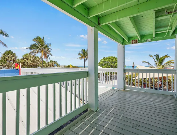 Oceanfront Inn Room #7 - Partial Ocean View - King Bed hotel detail image 3