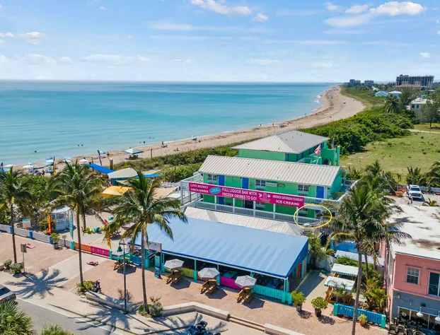 Oceanfront Inn Room #9 - Inlet View - King Bed hotel detail image 2