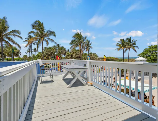 Oceanfront Inn Room #9 - Inlet View - King Bed hotel detail image 3