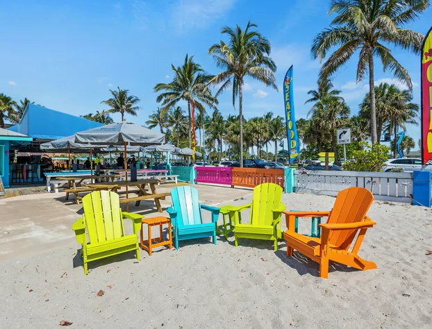 Oceanfront Inn Room #1 - Partial Ocean View, King Bed hotel detail image 2
