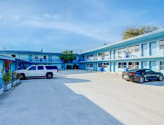 Leeward Motel By Capital O North Miami Beachside hotel detail image 1