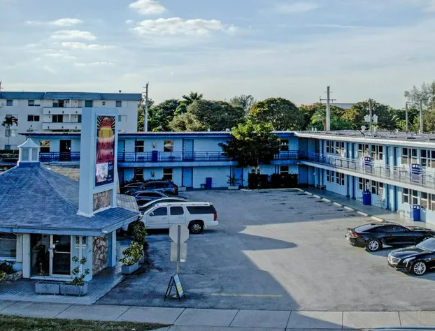 Leeward Motel By Capital O North Miami Beachside hotel detail image 4