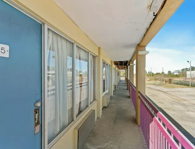 Luxury Inn By Hotel O Hattiesburg, MS hotel detail image 4