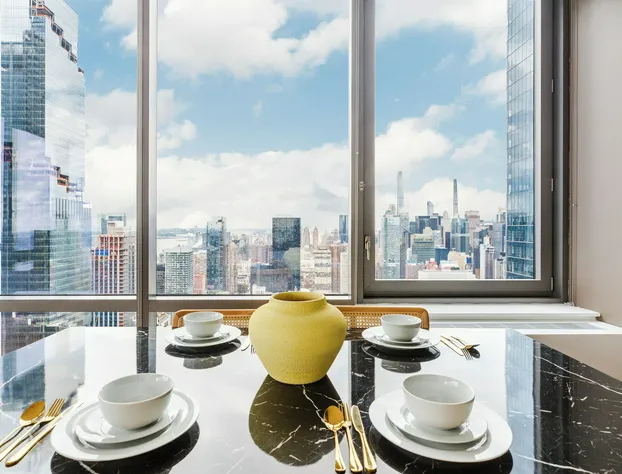 2 bedroom luxury Empire State VIEW hotel detail image 3