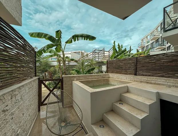 Twt Condos hotel detail image 4