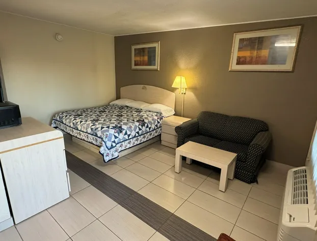 American Inn hotel detail image 2