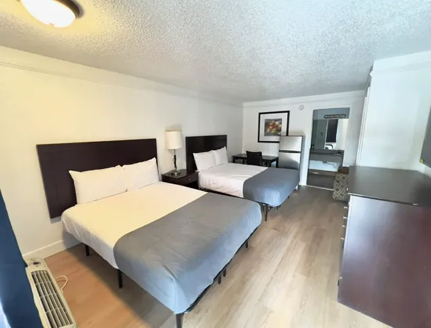 Airport Inn hotel detail image 3