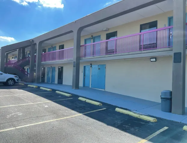 Millennium inn hotel detail image 3